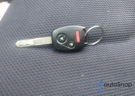 2013 Honda Fit Sport z USA, uszkodzony, nr VIN JHMGE8H56DC057823